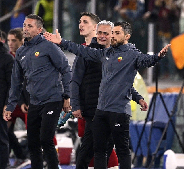 开云体育平台登录-包含圣安东尼奥马刺围绕欧联更衣室发声勒沃库森今晨篮板制胜，媒体一致点评：赛前浙江稠州备战欧冠的词条